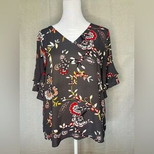 Floral ruffle sleeve blouse